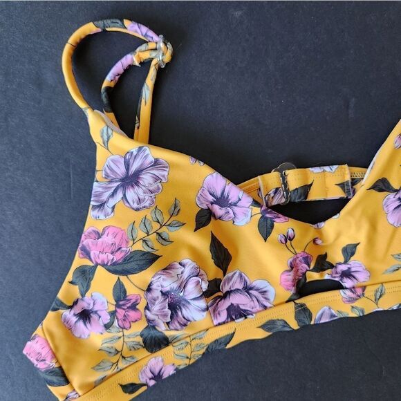 No Boundaries Yellow Floral Bikini Set - Picture 3 of 13
